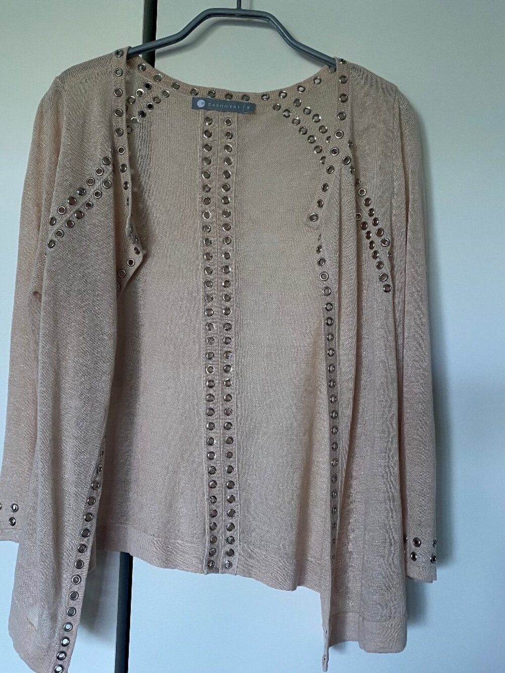 Veste 100% lin beige avec anneaux métalliques